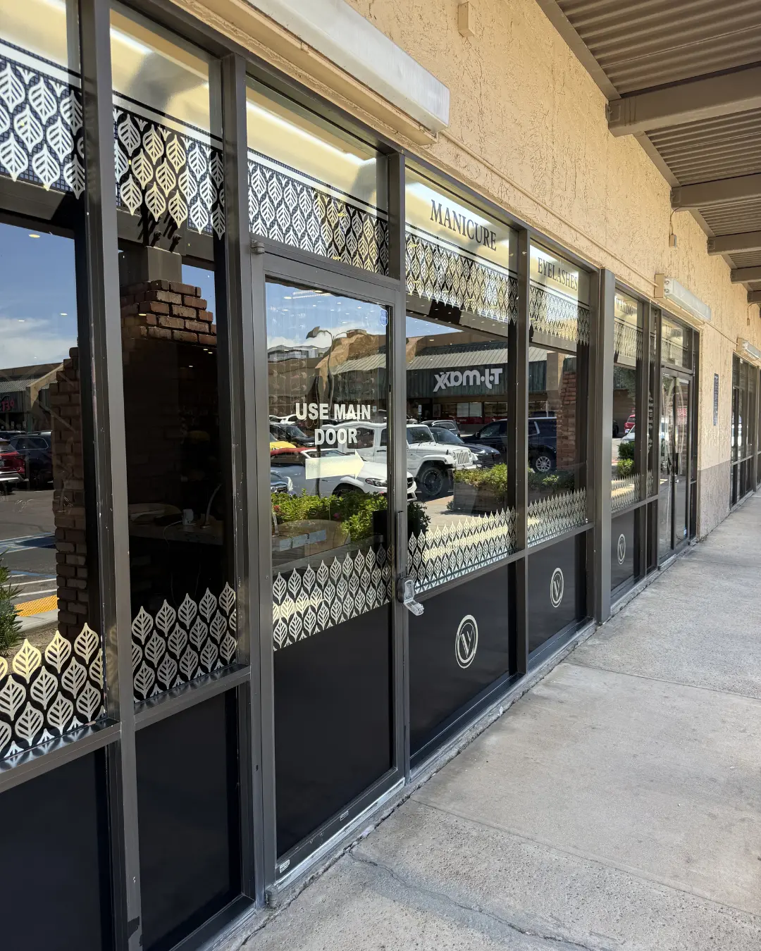 VAria Nail Bar